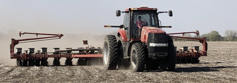 StoryOne - Kyndal Maike - Tractor